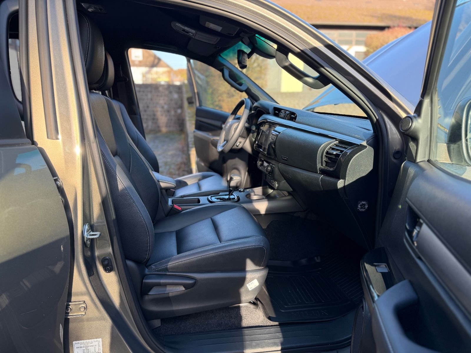 Toyota Hilux 2.8 D-4D 4Wd V48 Invincible*AHK*Büge