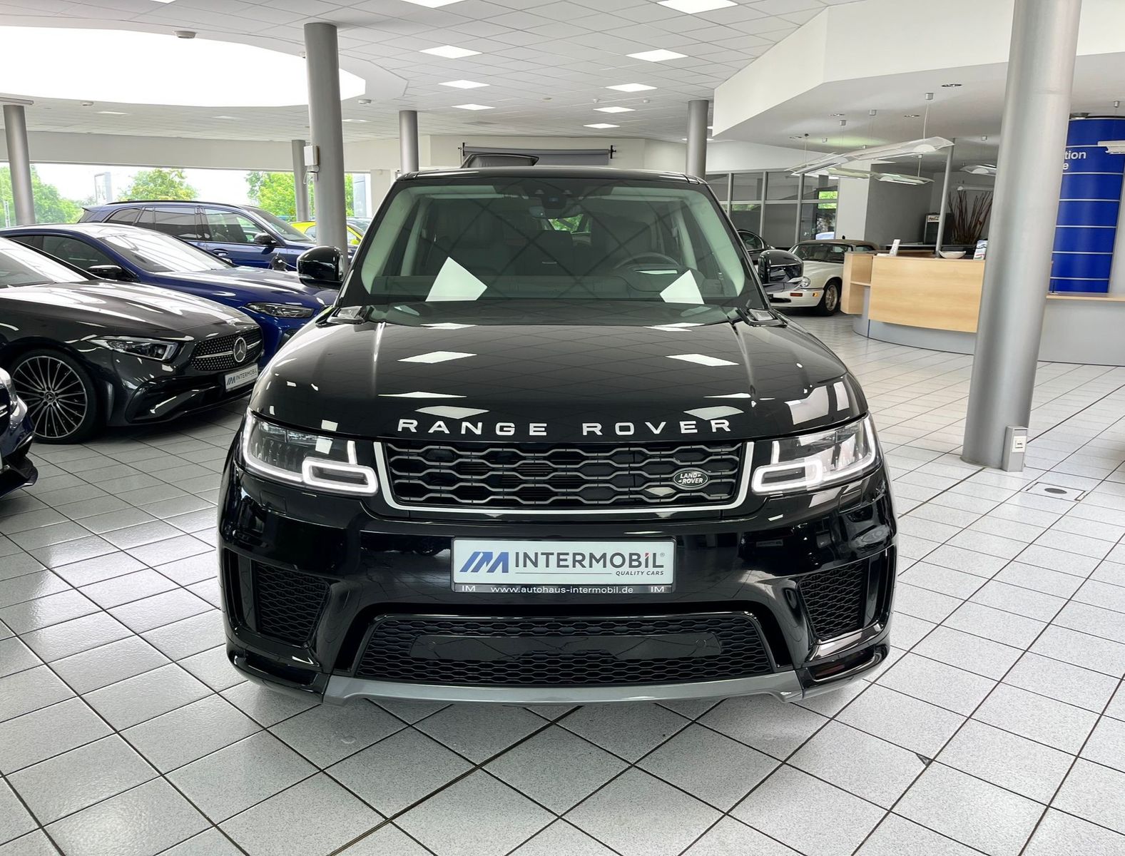 Range Rover Sport HSE P400e - Samsaru's Car Outlet