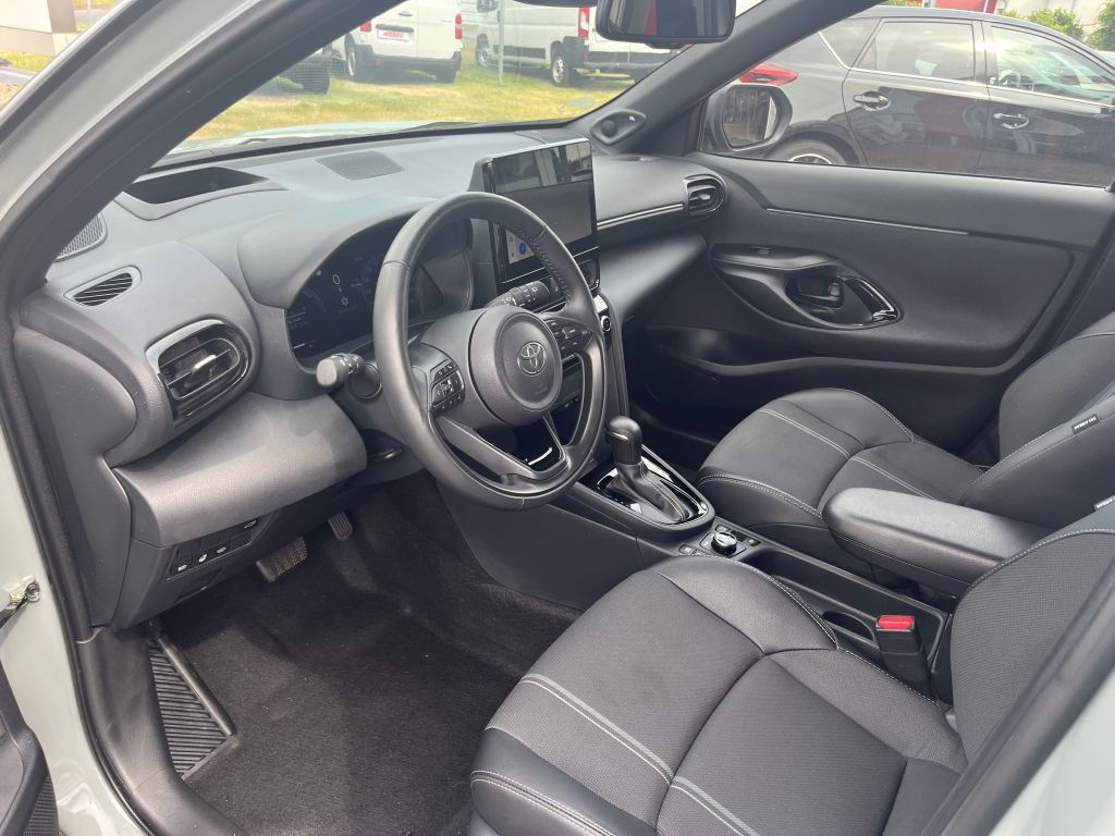 Toyota Yaris Cross Hybrid  VVT-i AWD-i Premiere Edition