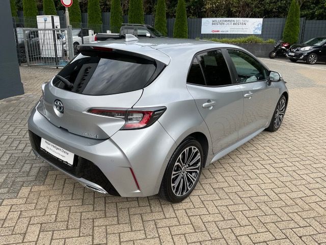Toyota Corolla 2.0 Hybrid Team - Samsaru's Car Outlet