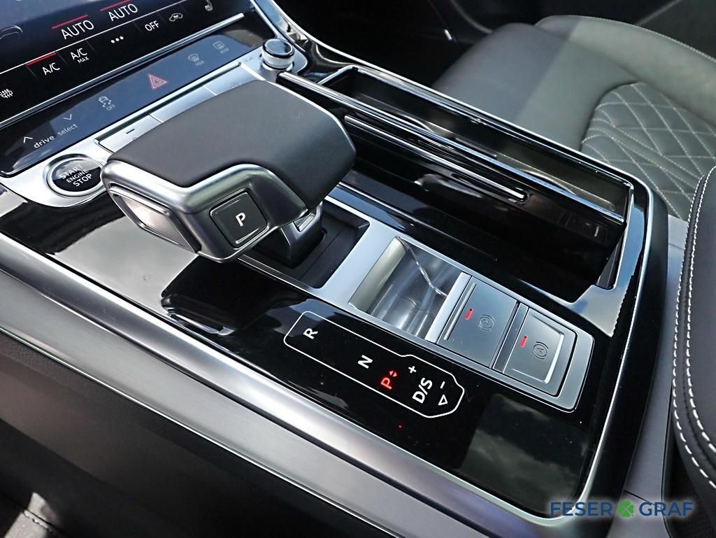 Audi Q8 50 TDI quattro S line - Samsaru's Car Outlet