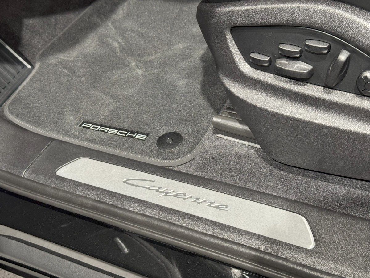Porsche Cayenne E-Hybrid*MY26*SpDes*SpAbg*Pano*Luft*PASM