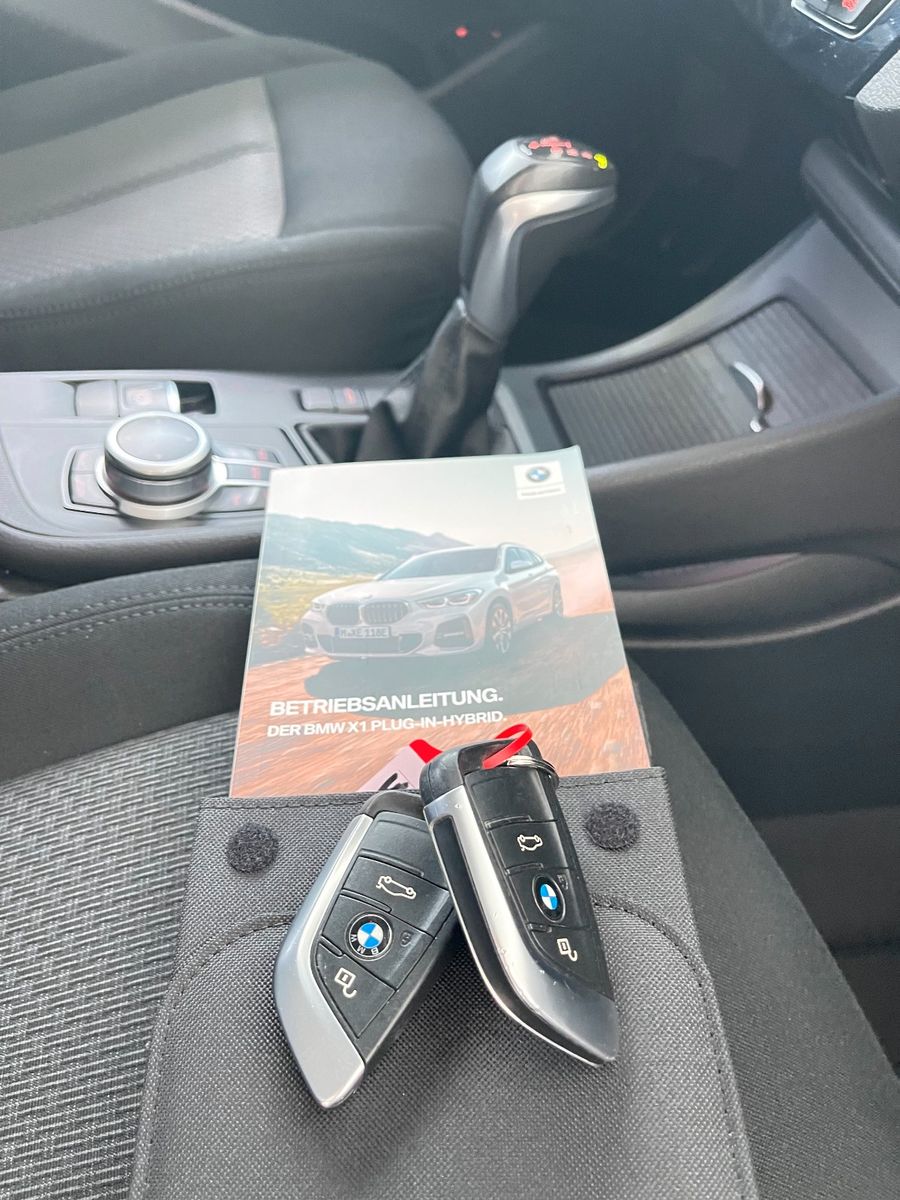 BMW X1 xDrive 25e Aut. - Samsaru's Car Outlet