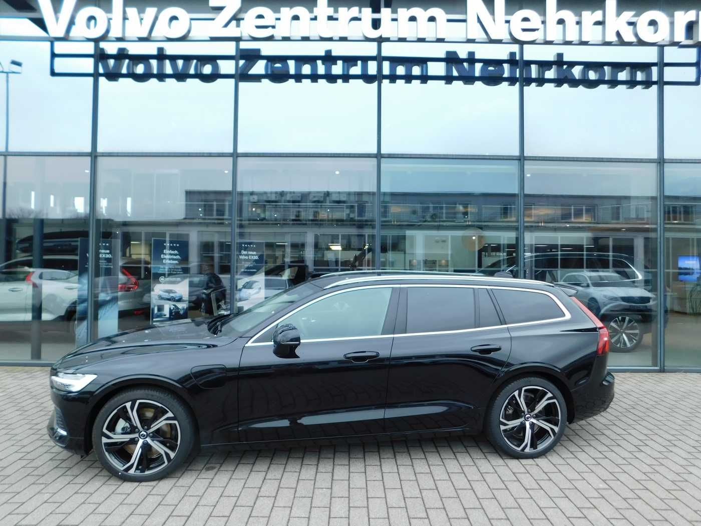 Volvo V60 Plug-In-Hybrid T6 Plug-in Hybrid AWD Plus Br