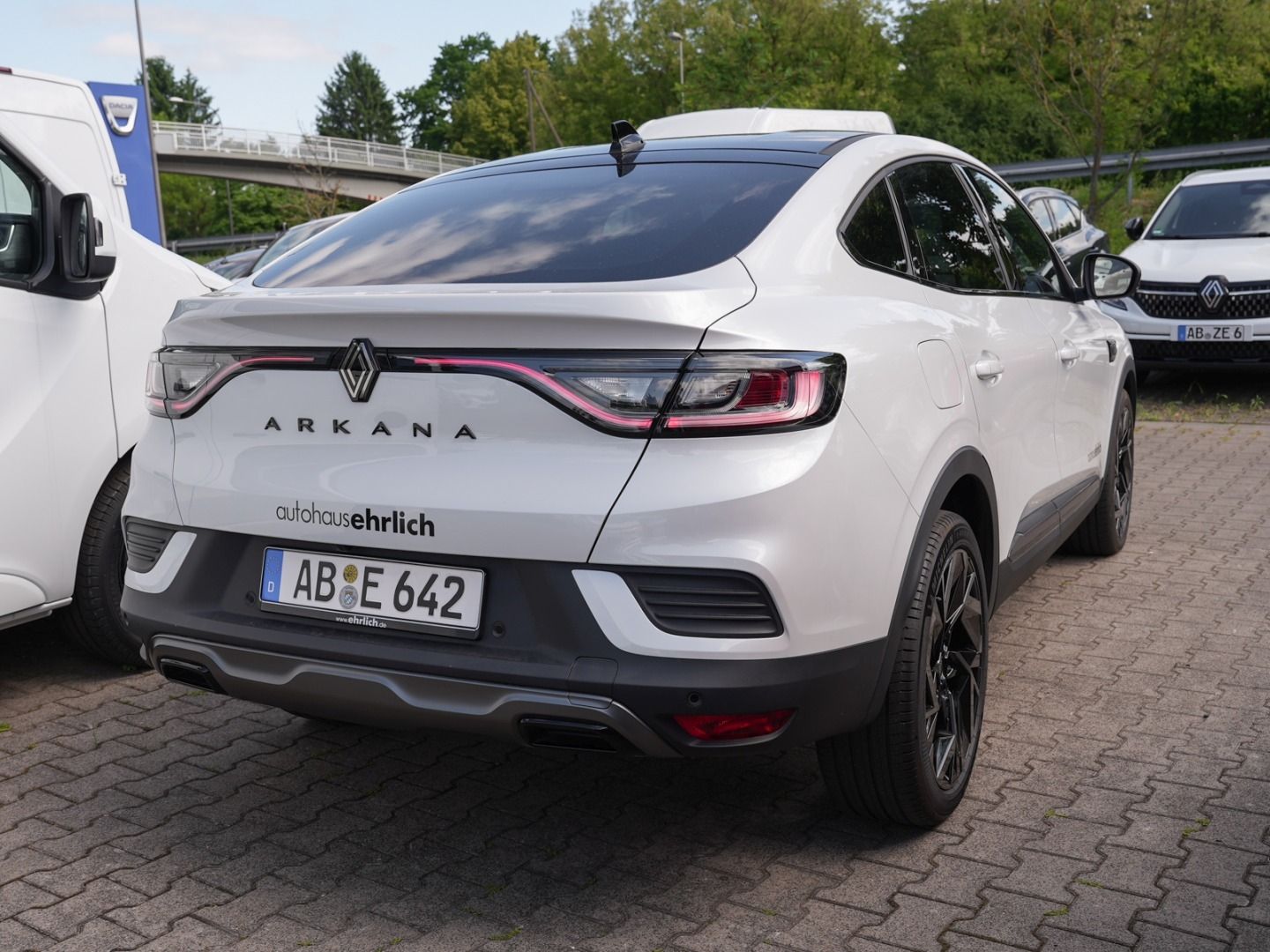 Renault Arkana ESPRIT ALPINE M-Hybrid - Samsaru's Car Outlet
