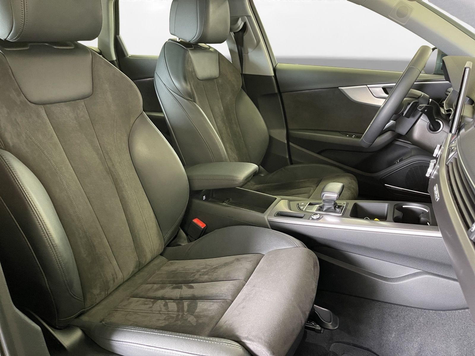 Audi A4 allroad 45 TFSI qu. AHK Pano Matrix LM 19" RF