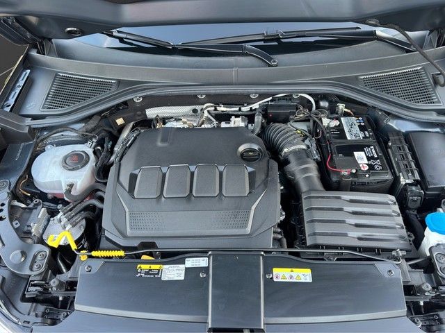 Volkswagen T-Roc 2.0 TDI R-Line - Samsaru's Car Outlet