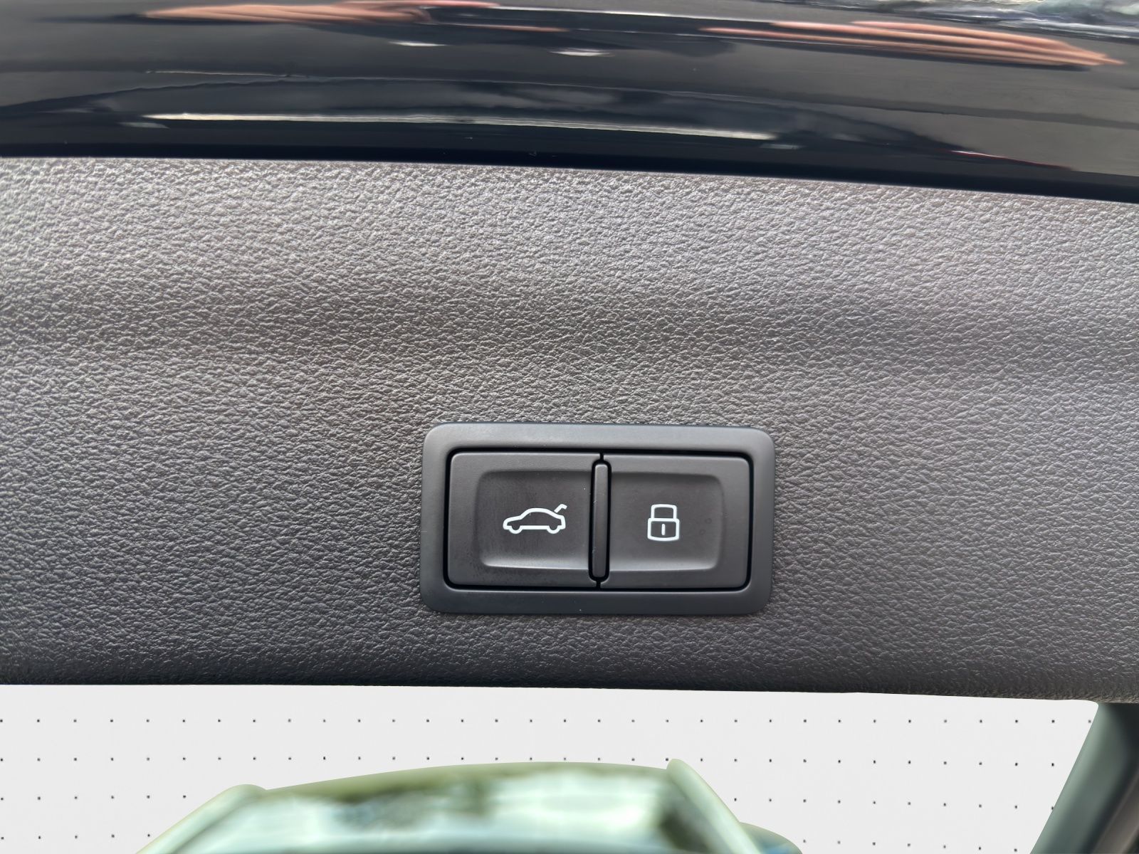Audi A6 Avant 40 TDI quattro S-LINE - Samsaru's Car Outlet