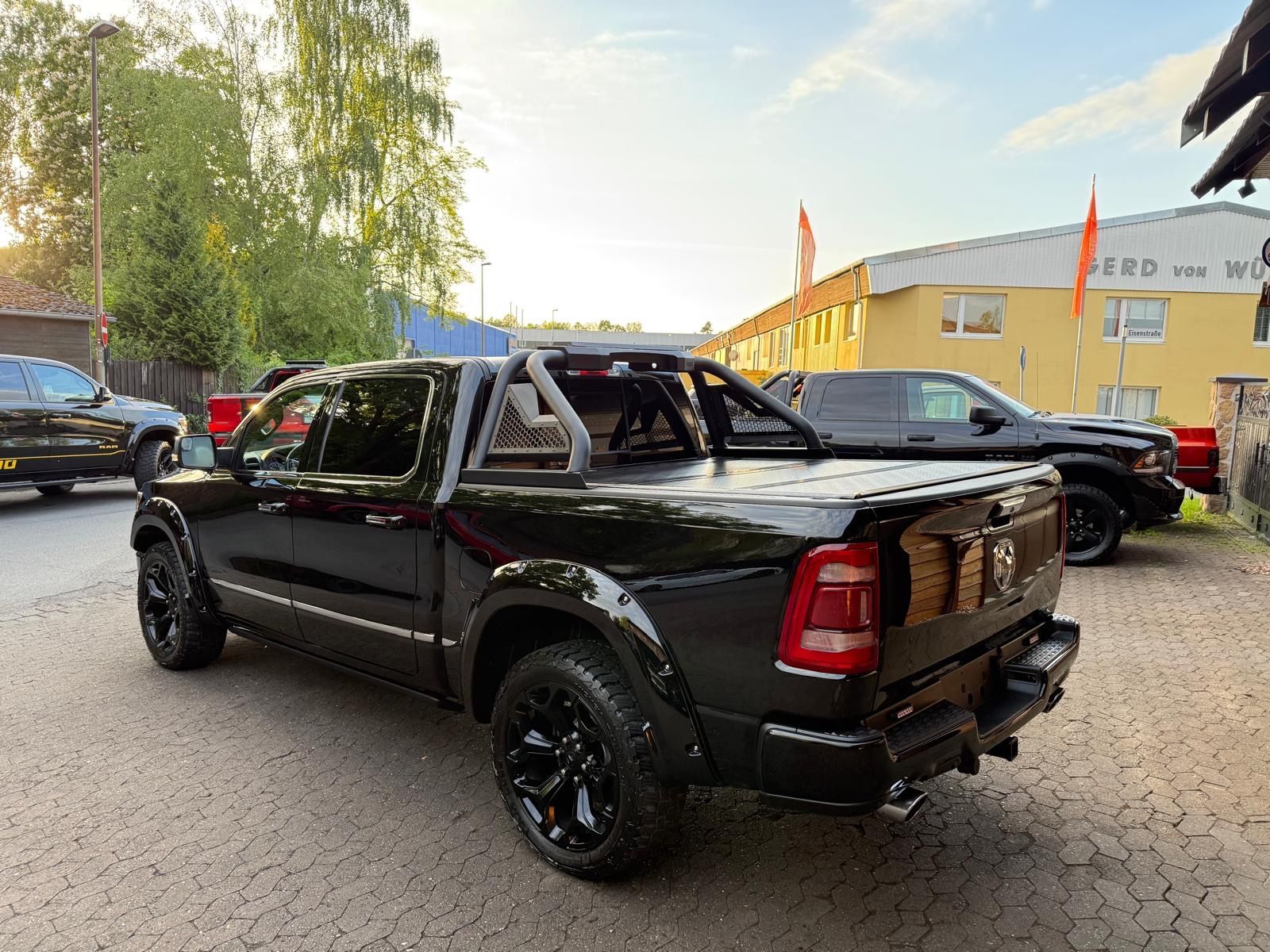 Dodge LIMITED*LUFT*360KAMERA*LPG*OFFROAD*BÜGEL*AHK*NAV