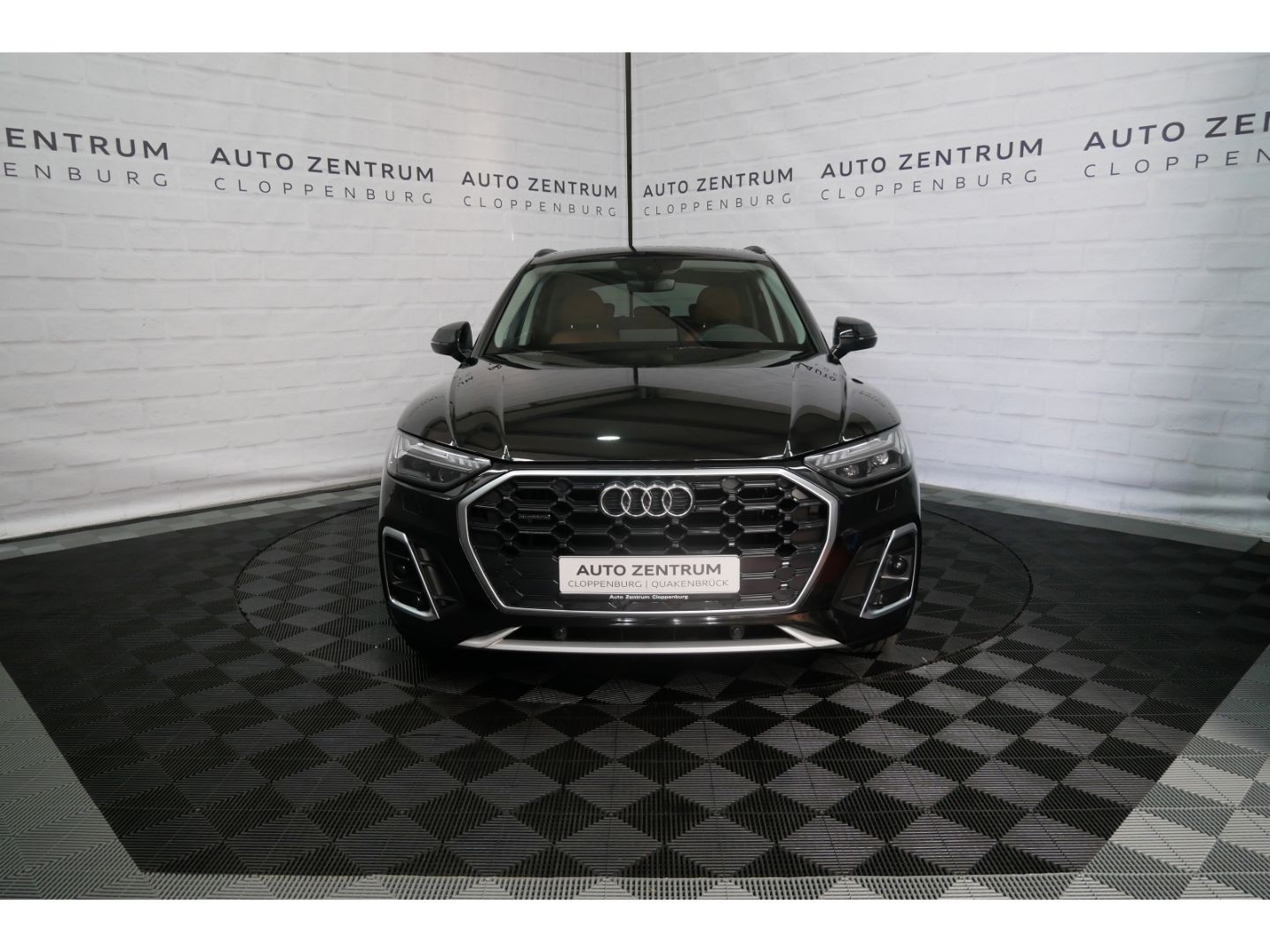 Audi Q5 50 TDI q S line - Samsaru's Car Outlet
