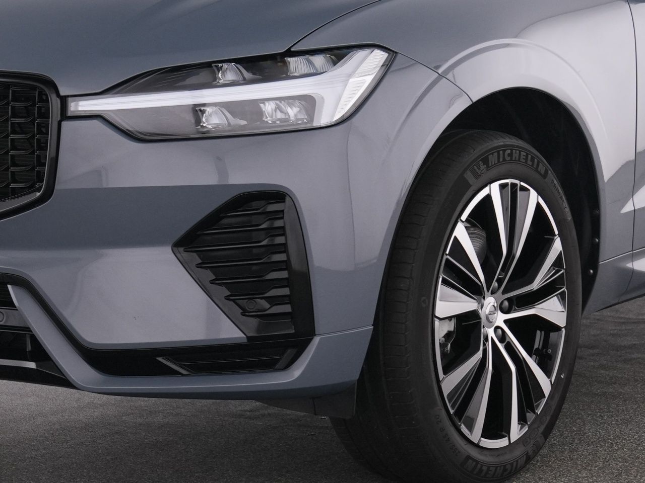 Volvo XC60 B4 Plus Dark+FAP+LM20+MET+WINERPAK+MEMORY+
