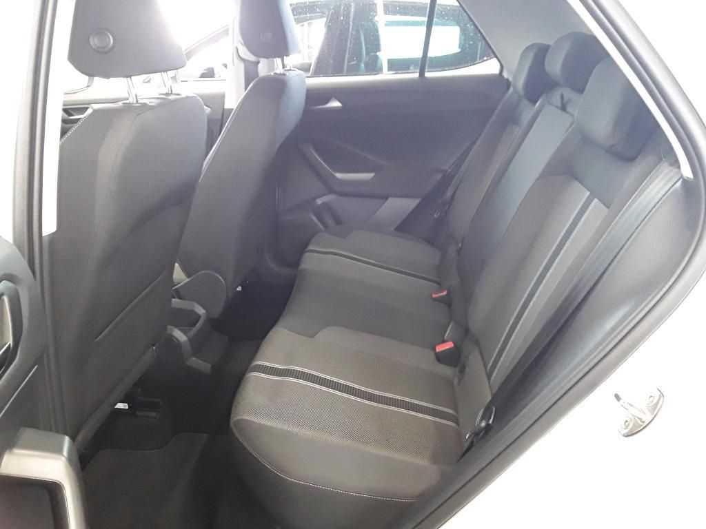 Volkswagen T-Roc Comfortline 1.5 TSI - Samsaru's Car Outlet