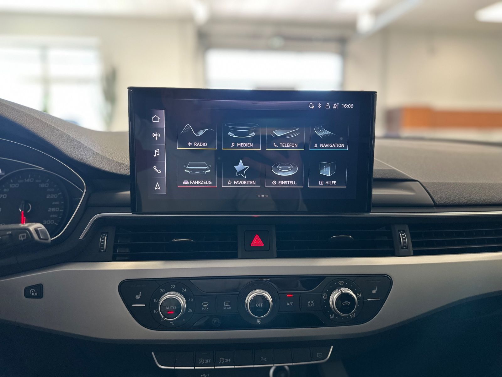 Audi A4 Avant 35 TDI Aut - Samsaru's Car Outlet