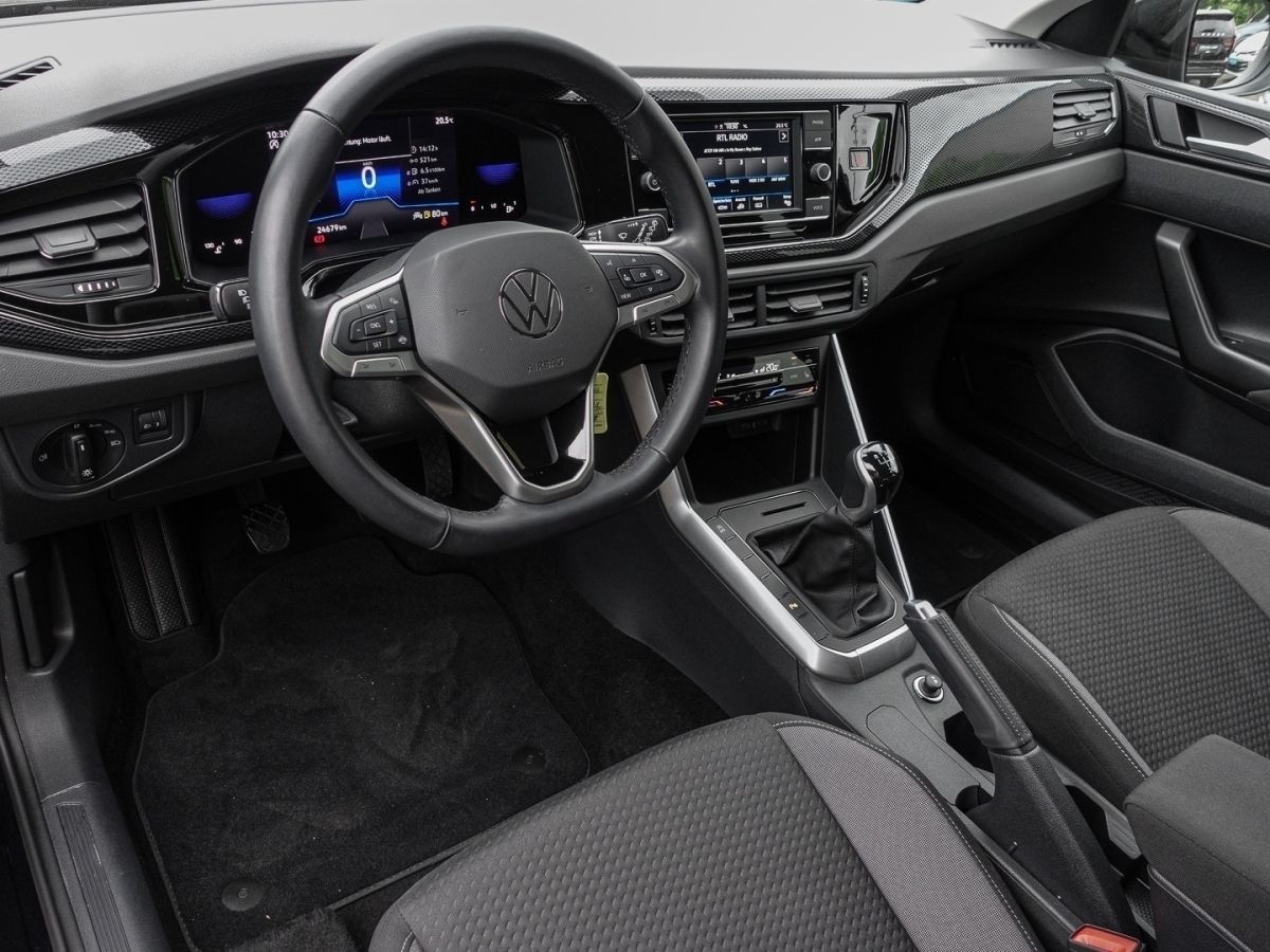 Volkswagen Taigo 1.0 TSI Life - Samsaru's Car Outlet