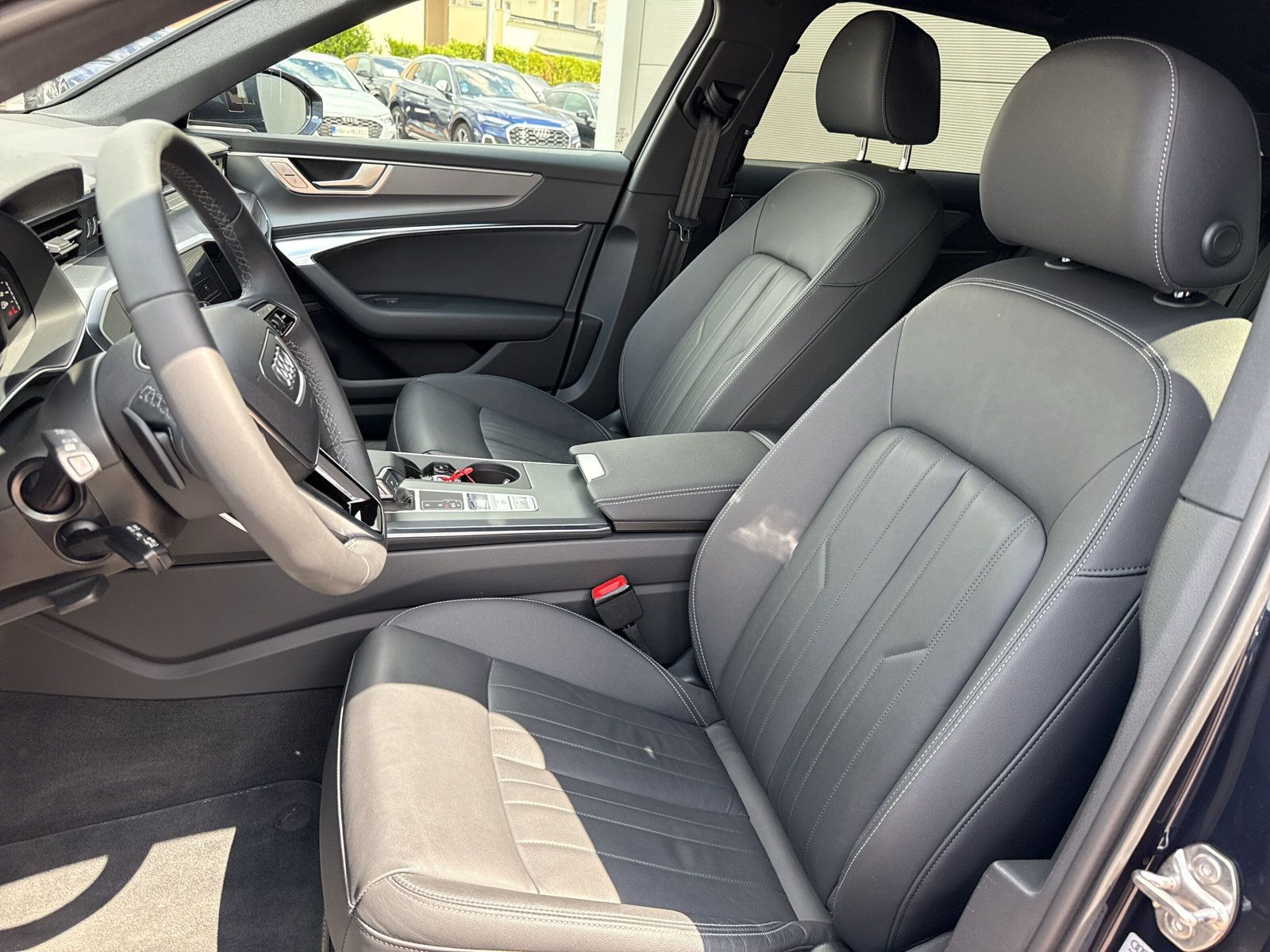 Audi A6 Avant 40 TDI S line - Samsaru's Car Outlet