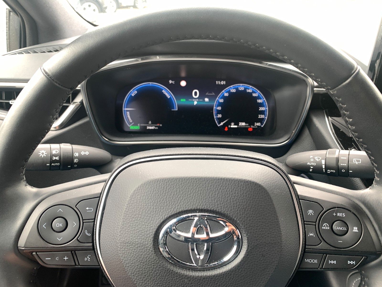 Toyota Corolla 1.8 Hybrid Team Deutschland