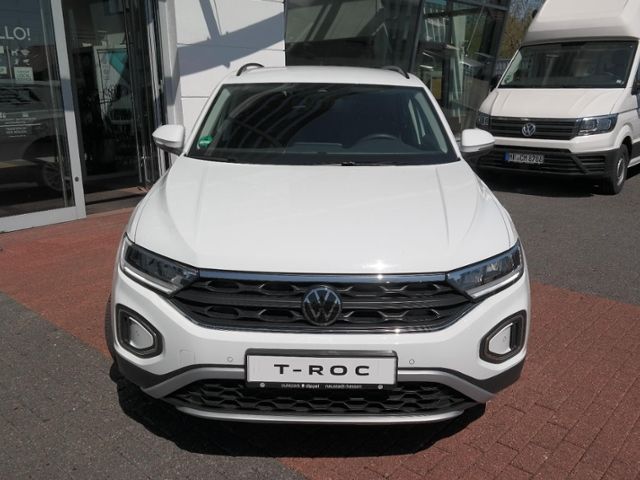 Volkswagen T-Roc 1.0 TSI Life - Samsaru's Car Outlet