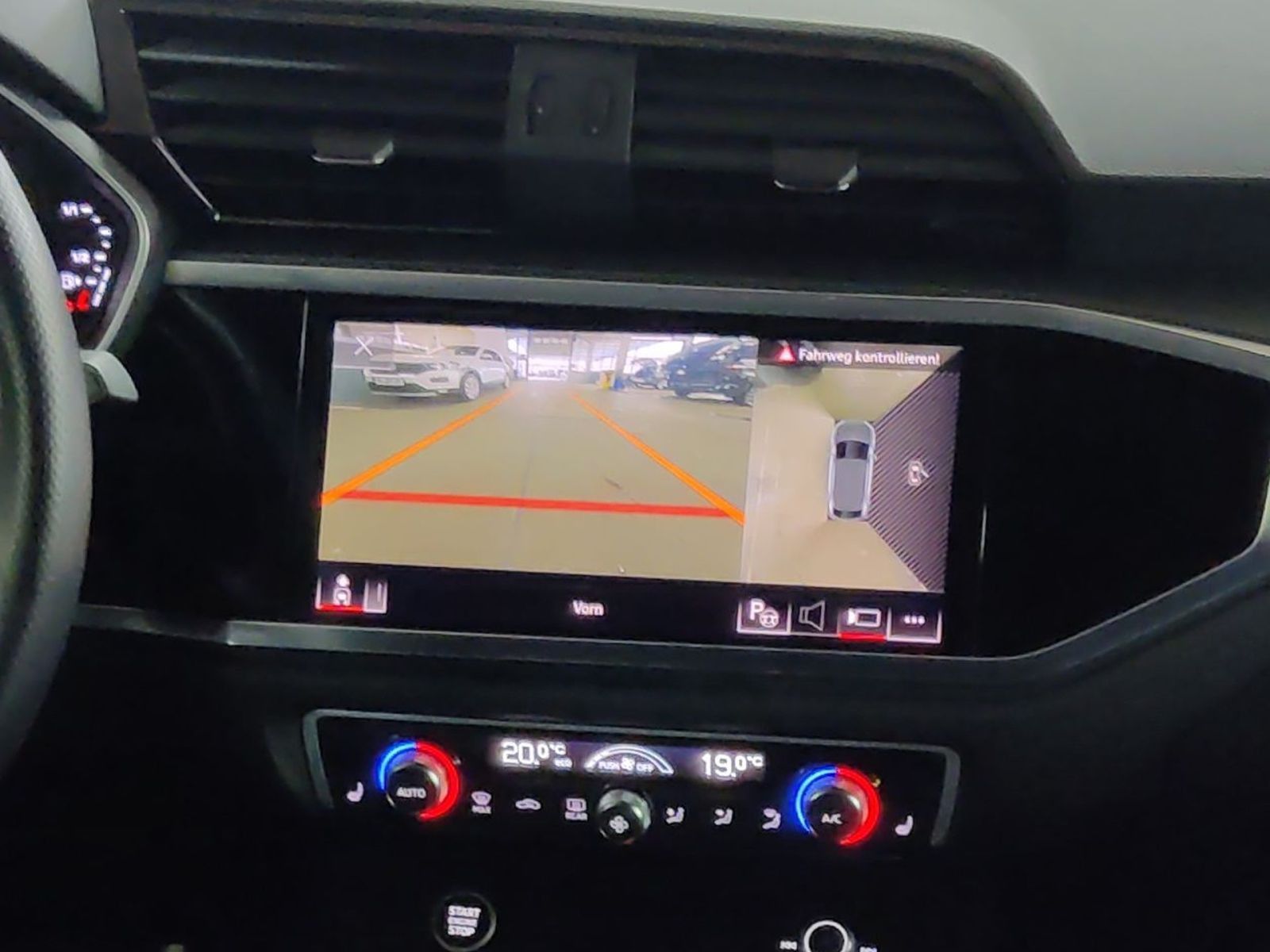 Audi Q3 Sportback 40 TDI quattro s-line - Samsaru's Car Outlet