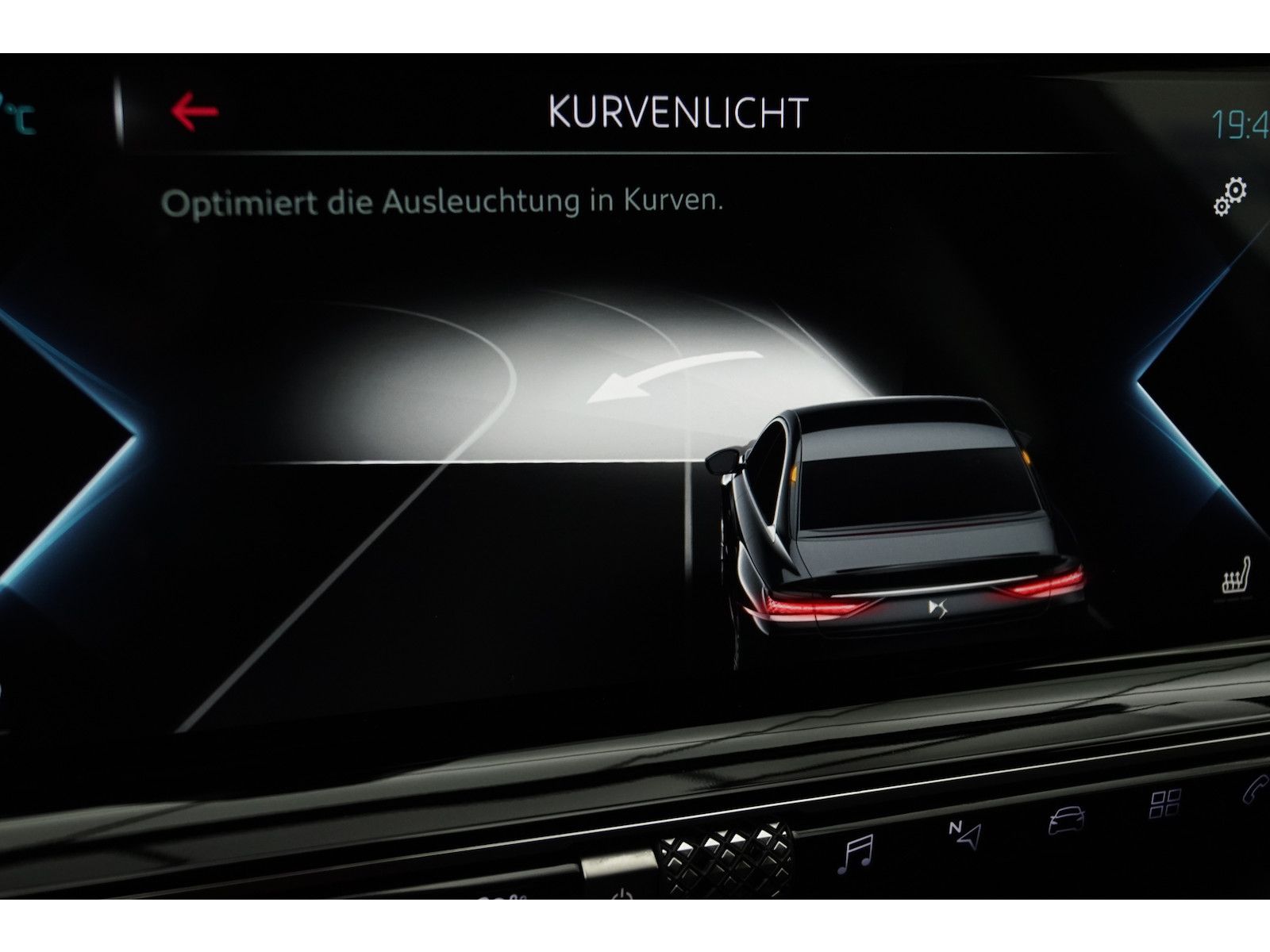 DS Automobiles DS9 E-Tense 225 Performance Line+ Nachtsicht