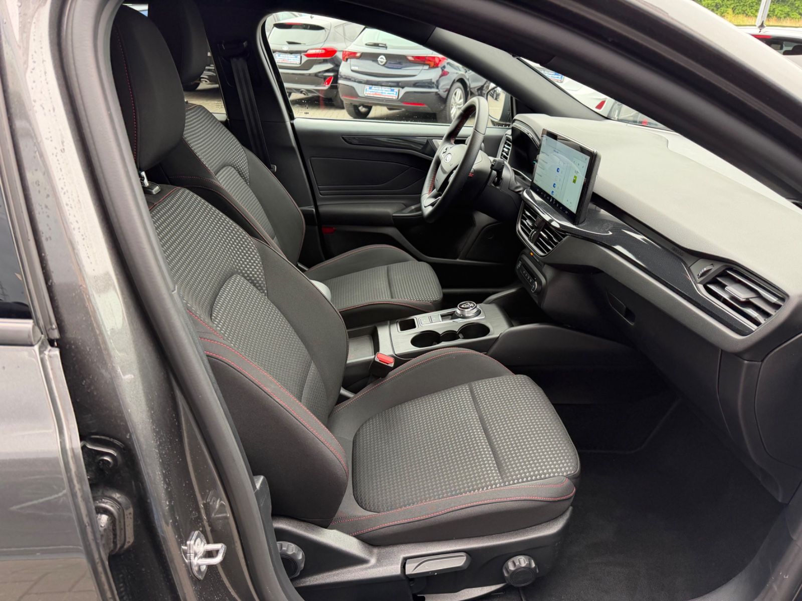 Ford Focus Turnier 1.5TDCI ST-Line AUTOMATIK*ACC*NAVI