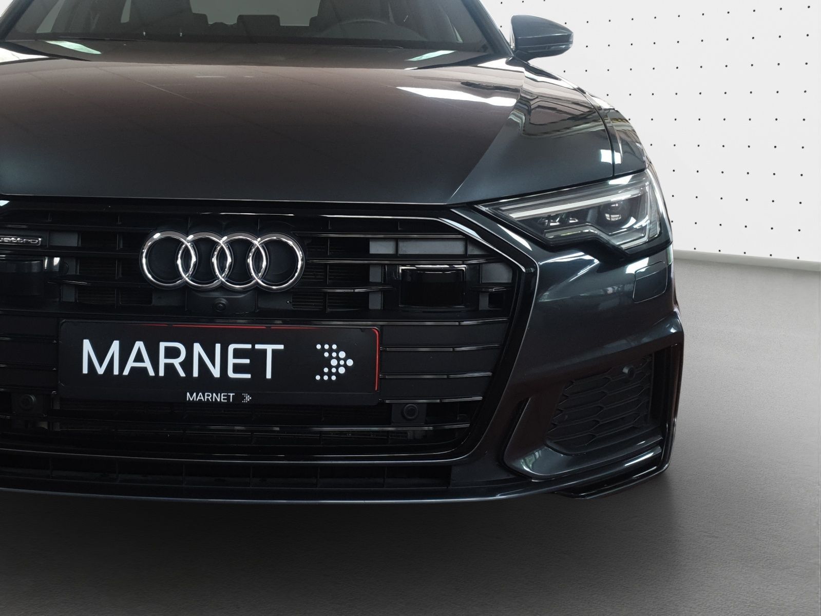 Audi A6 Avant 40 TDI quattro S line - Samsaru's Car Outlet