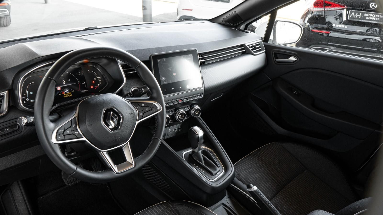 Renault Clio V - Samsaru's Car Outlet