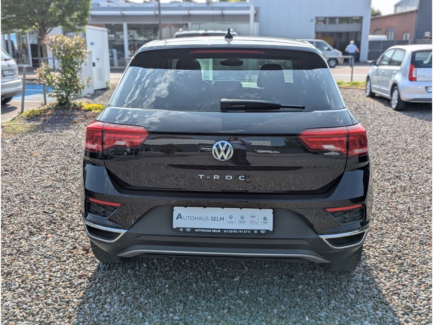 Volkswagen T-Roc 1.6 TDI IQ.DRIVE - Samsaru's Car Outlet