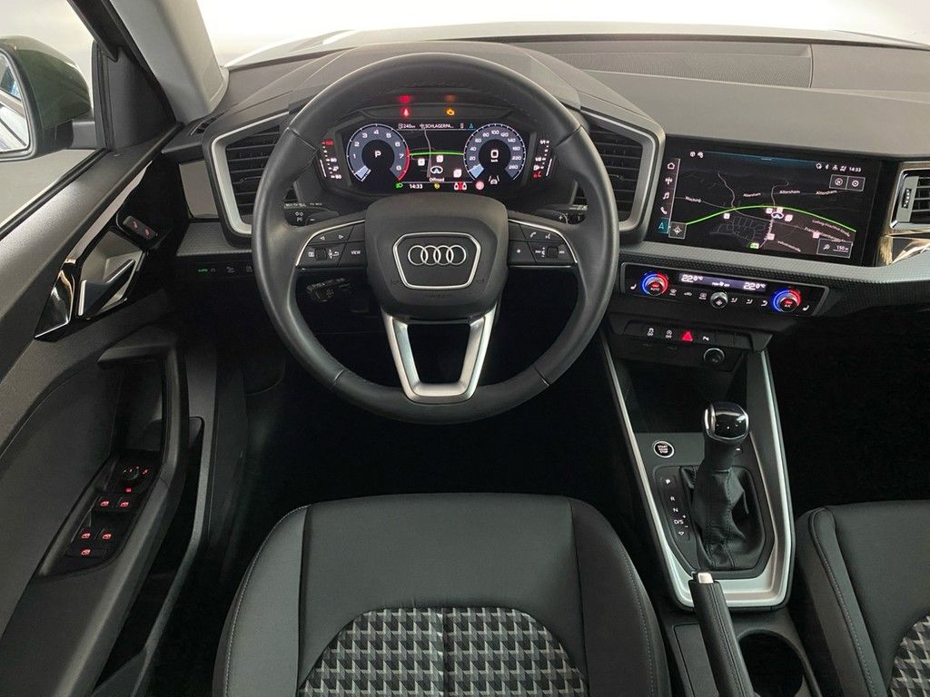 Audi A1 allstreet 30 TFSI ACC+LED+CARPLAY+PRIVACY+VC+