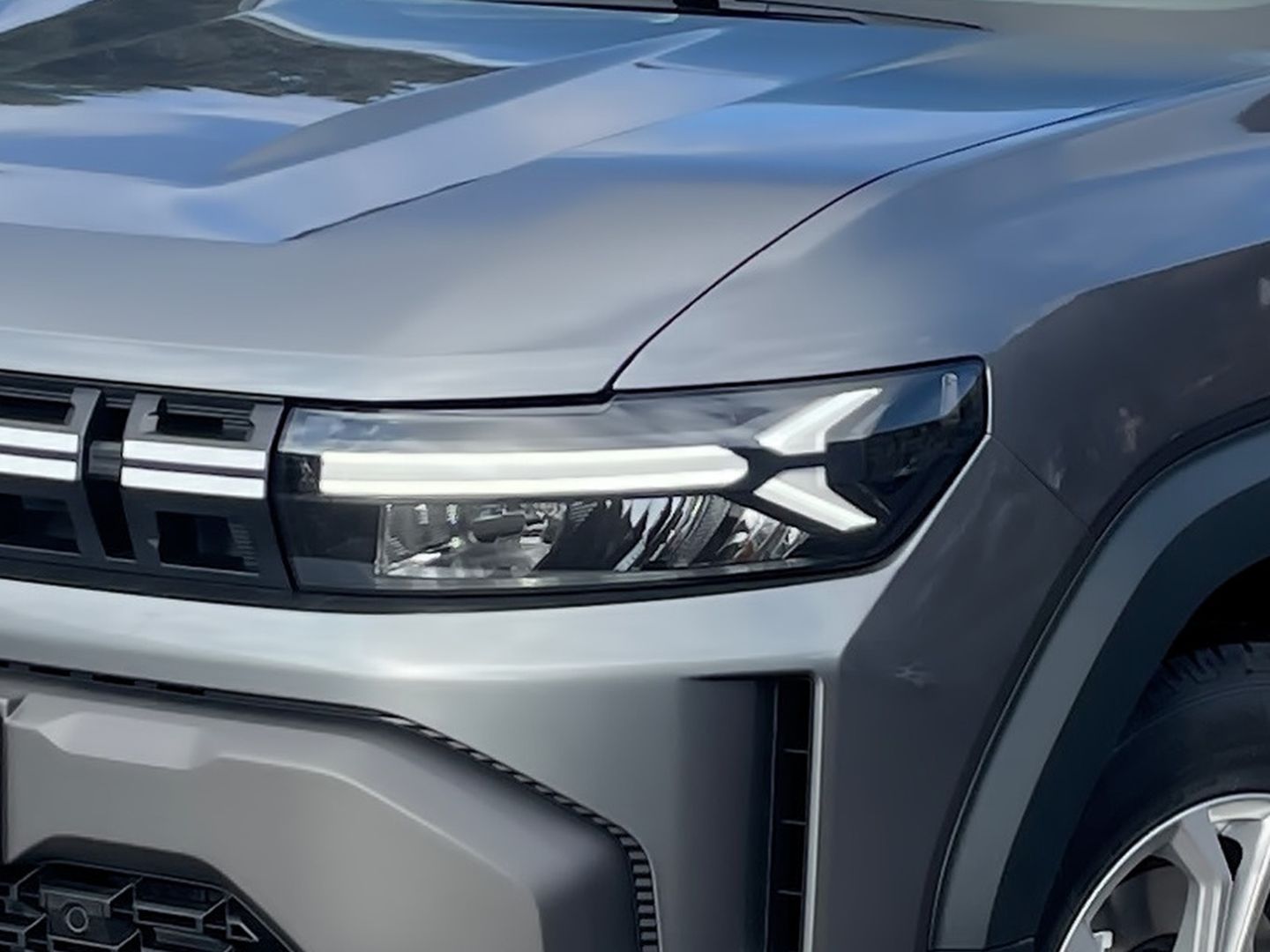 Dacia Duster Journey HYBRID 140 - Samsaru's Car Outlet