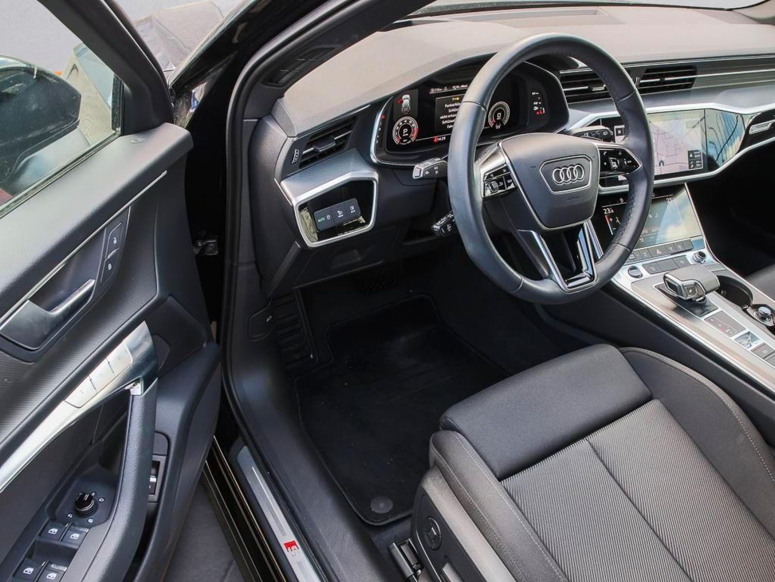 Audi A6 Avant 45 TFSI S line - Samsaru's Car Outlet