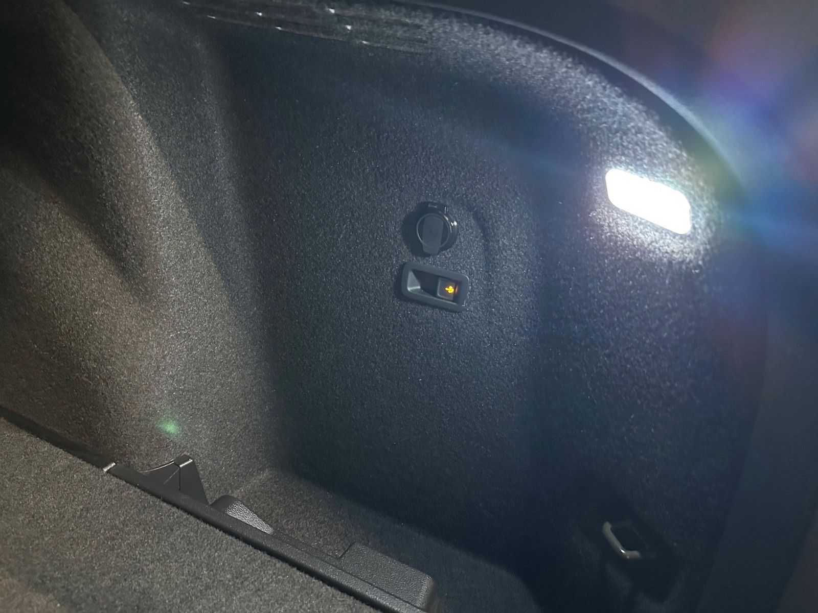 Volkswagen Golf VIII Variant Style 4Motion*Standhzg*AHK*KAM