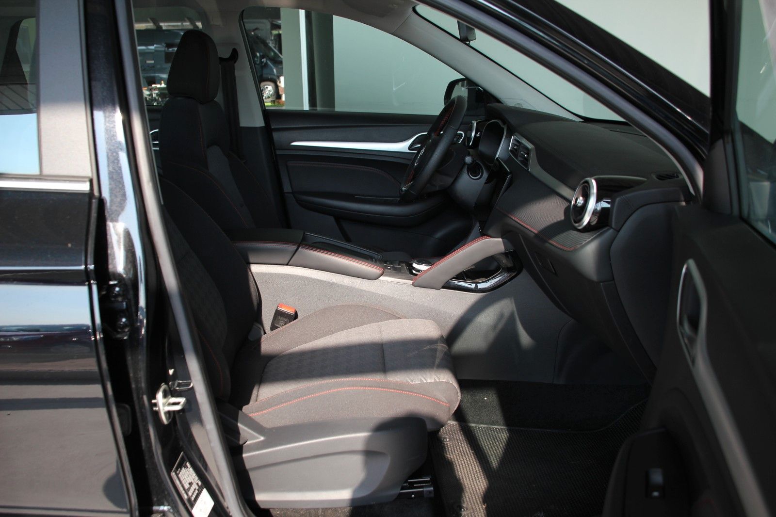 MG ZS EV Comfort Standard
