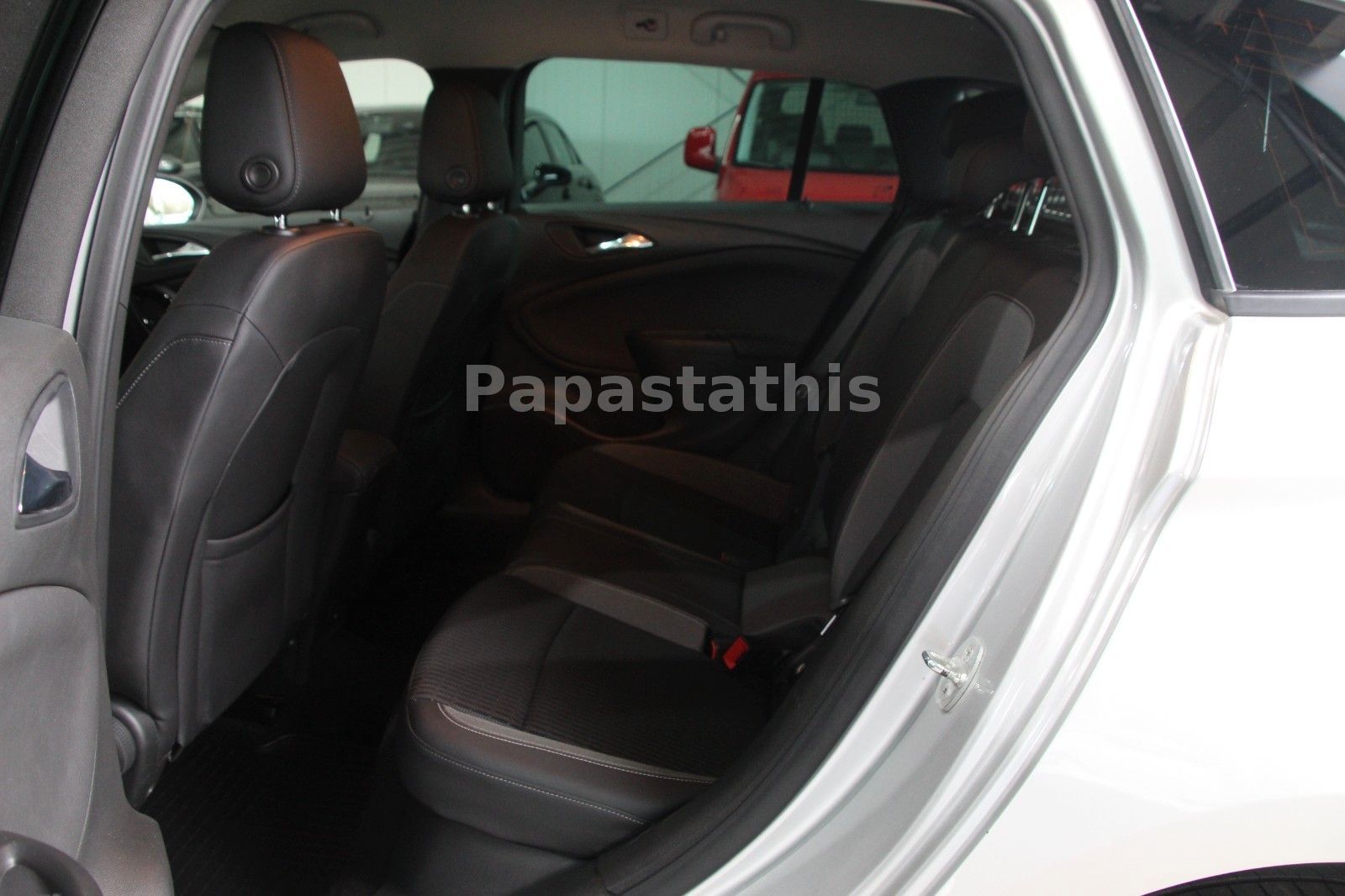 Opel Astra K Sports Tourer Elegance - Samsaru's Car Outlet