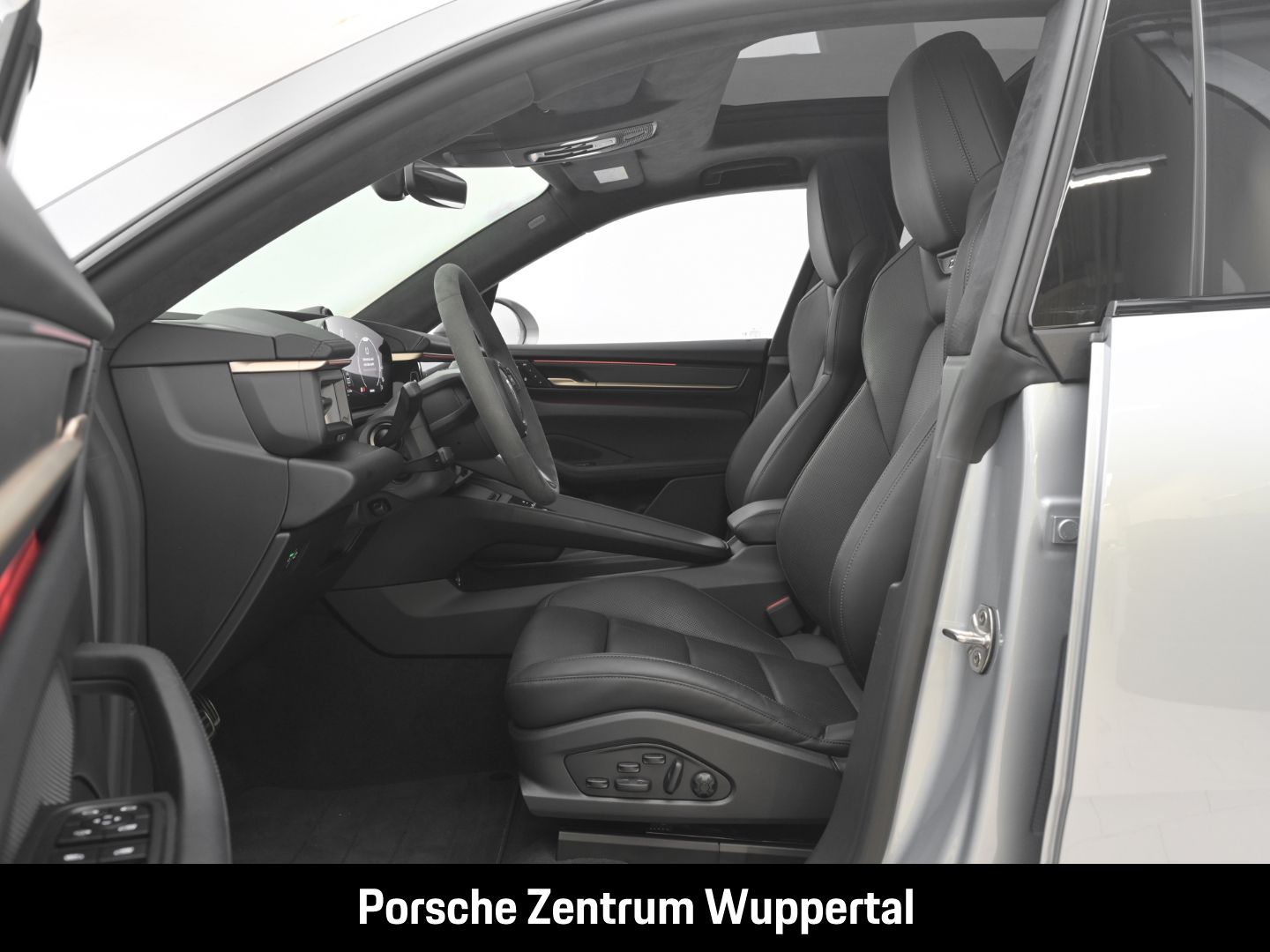 Porsche Macan Turbo*SportChrono*Sitzlüftung*BOSE*Pano*LE