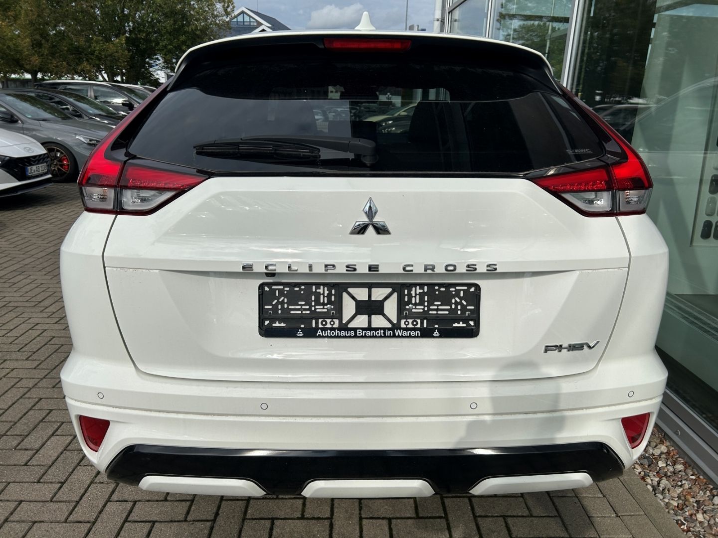Mitsubishi Eclipse Cross PHEV Plus Select  4WD 2.4 Navi, So
