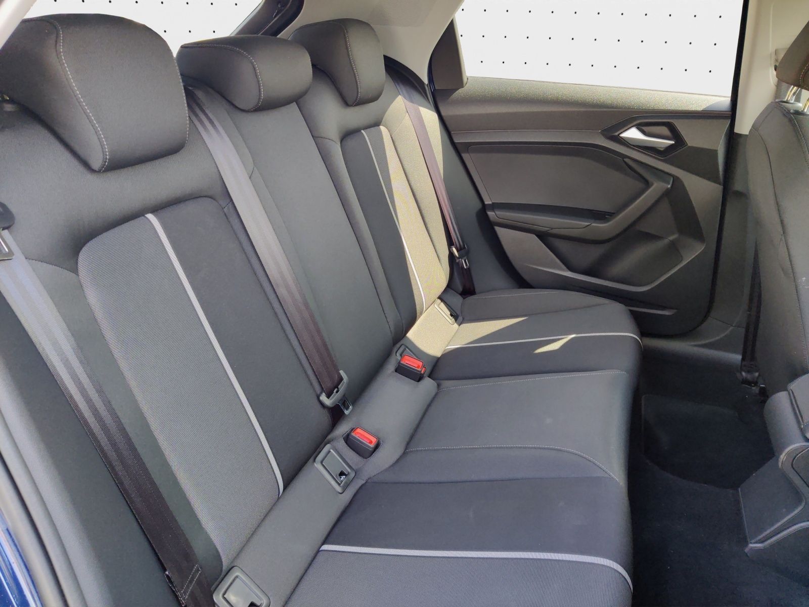 Audi A1 Sportback advanced 30 TFSI - Samsaru's Car Outlet