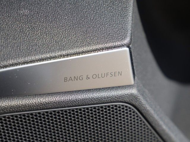 Audi A3 Sportback 40 TFSI e S line LM18 Matrix LED Na