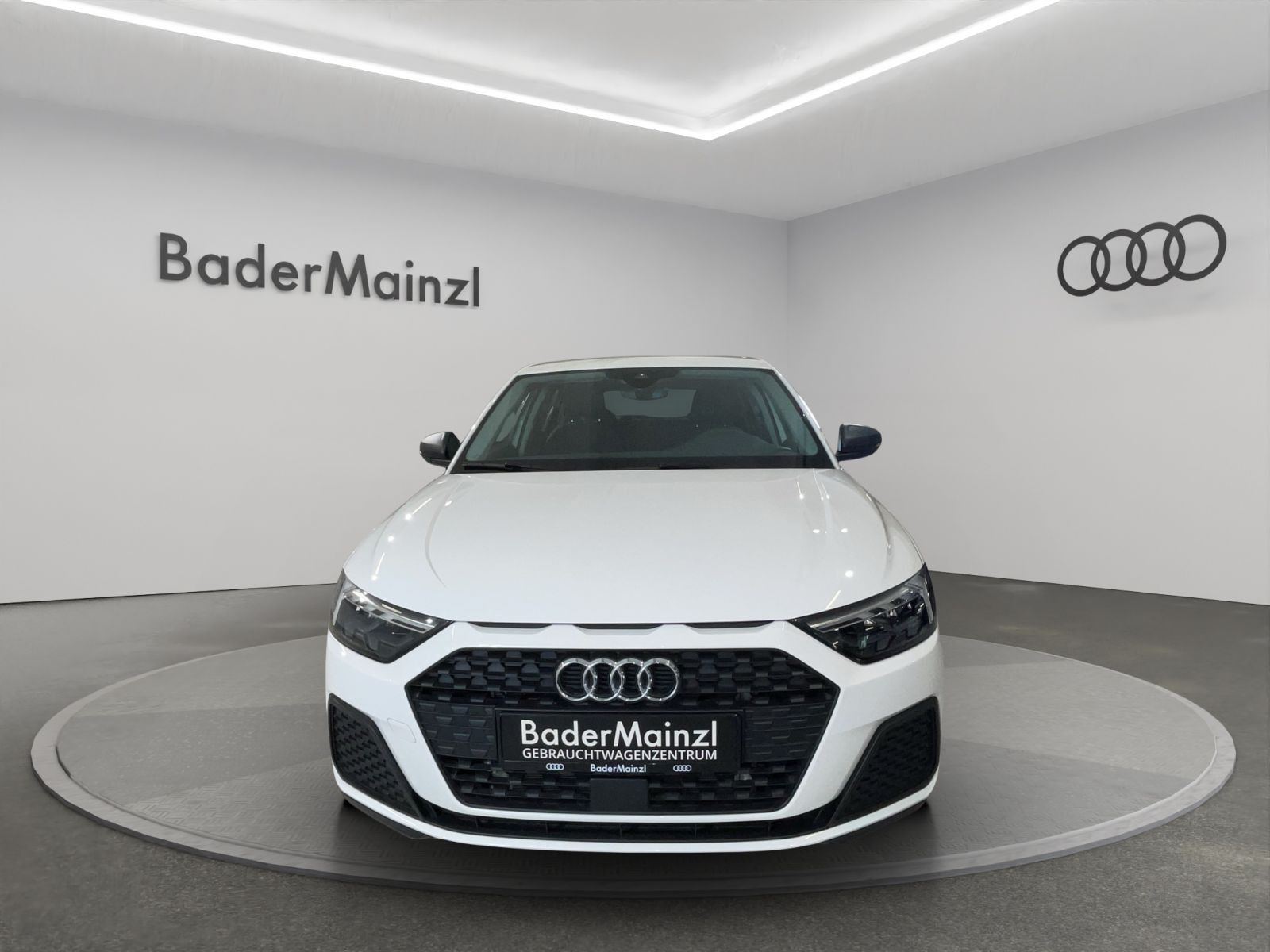Audi A1 Sportback 30 TFSI S tronic - Samsaru's Car Outlet