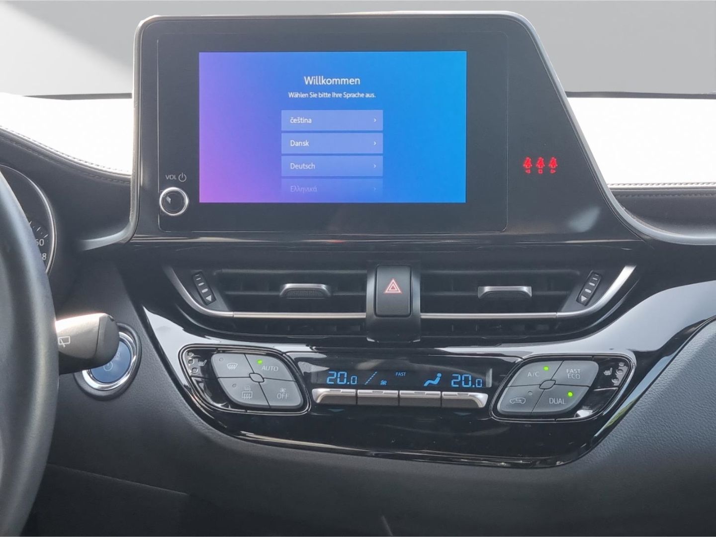 Toyota C-HR 2.0 Hybrid - Samsaru's Car Outlet