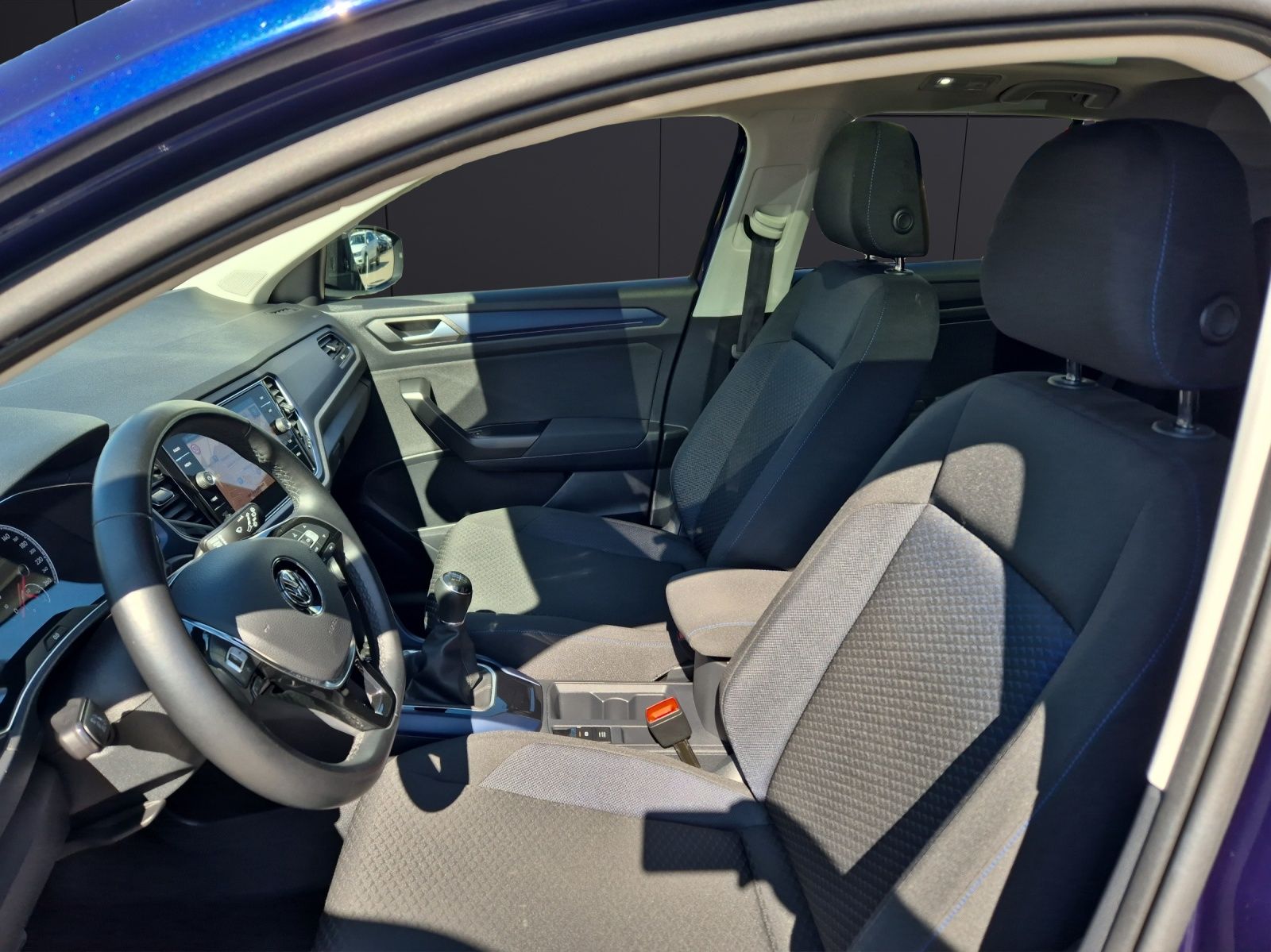 Volkswagen T-Roc TSI United - Samsaru's Car Outlet