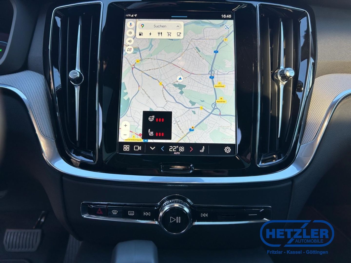 Volvo V60 Kombi Plus Dark Recharge Plug-In Hybrid AWD