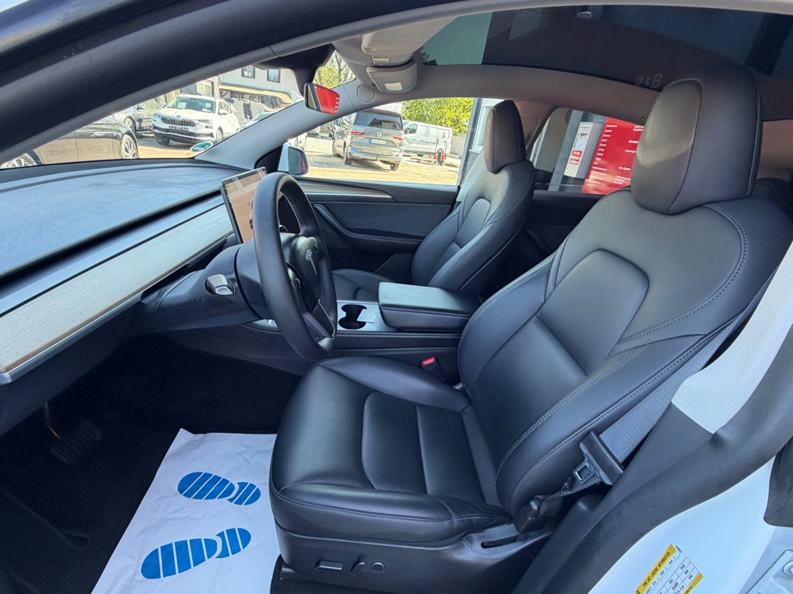 Tesla Model Y Long Range Dual AWD*360Kamera*1xHand*Übe