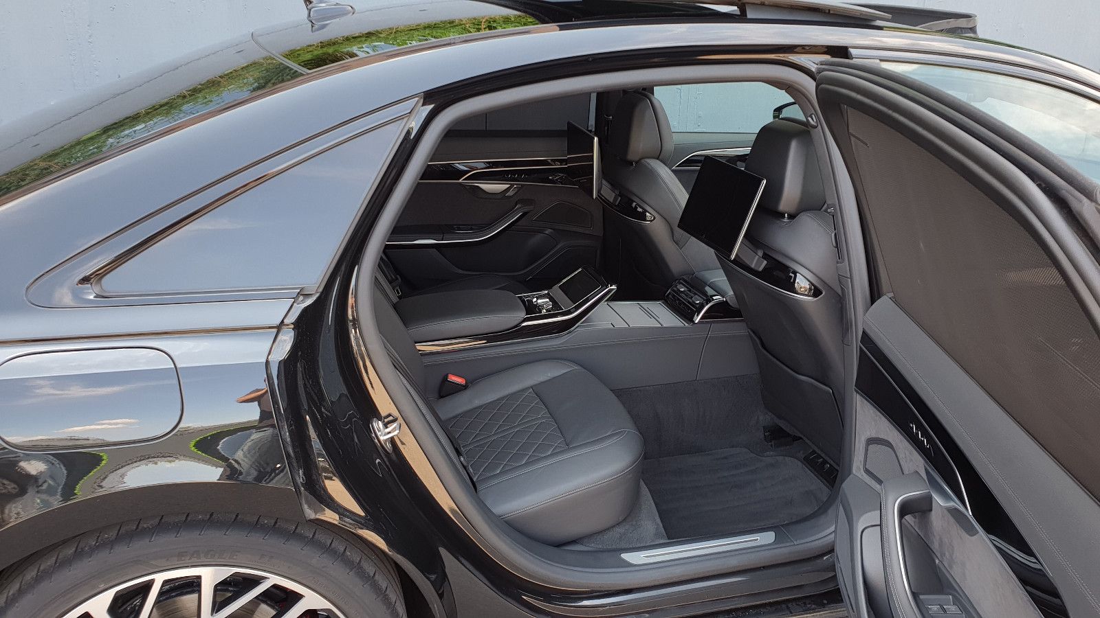 Audi A8 L 50 TDI quattro S line - Samsaru's Car Outlet