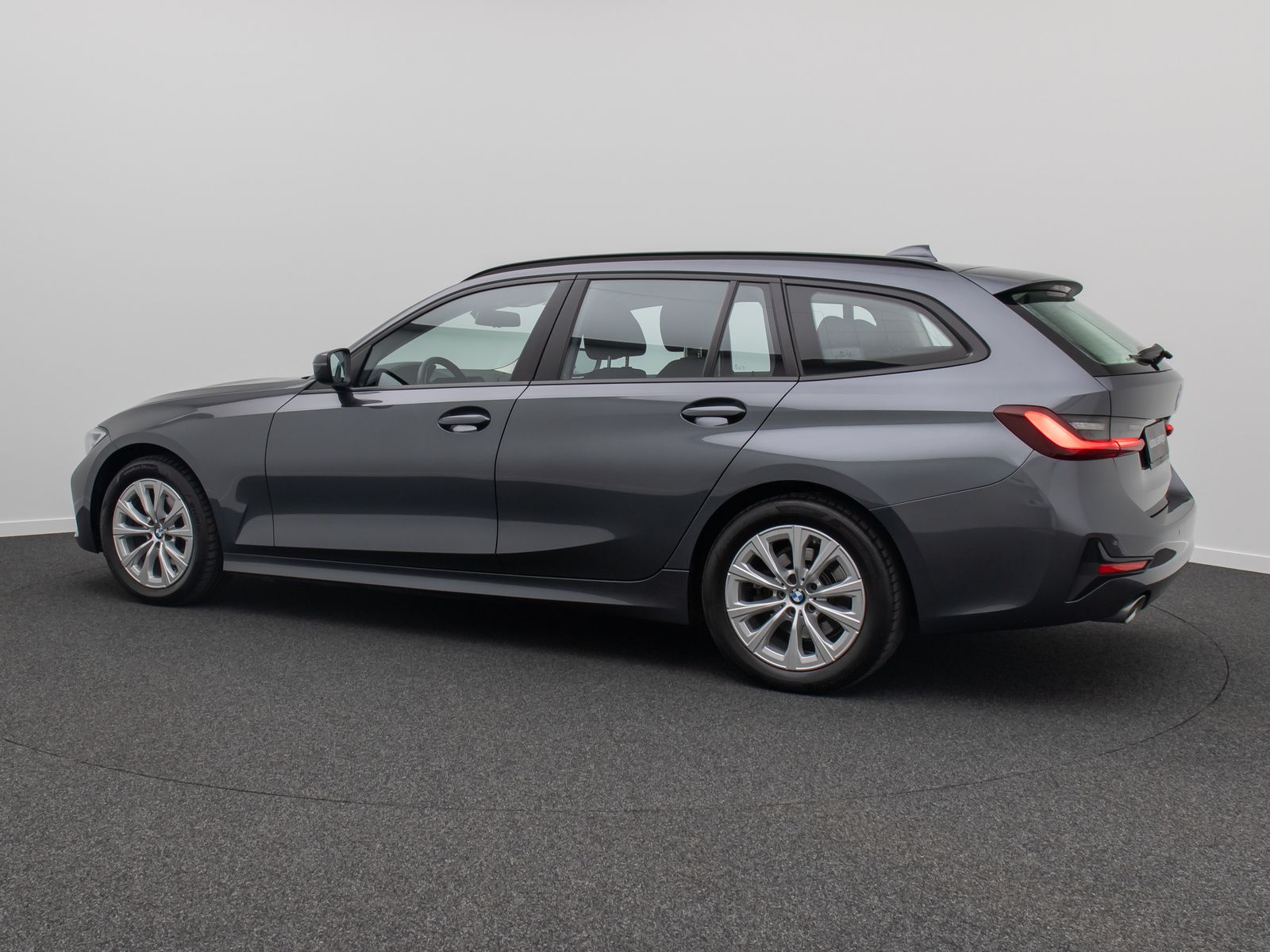 BMW 320d Advantage - Samsaru's Car Outlet