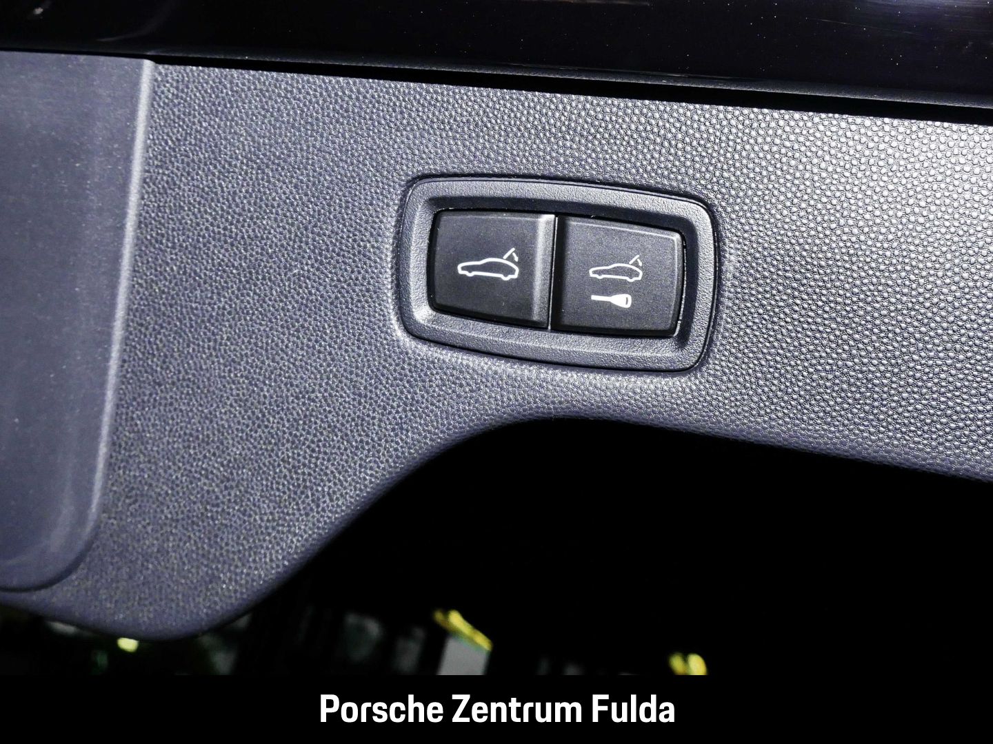 Porsche Macan 4 Luftfederung BOSE LED-Matrix 21-Zoll