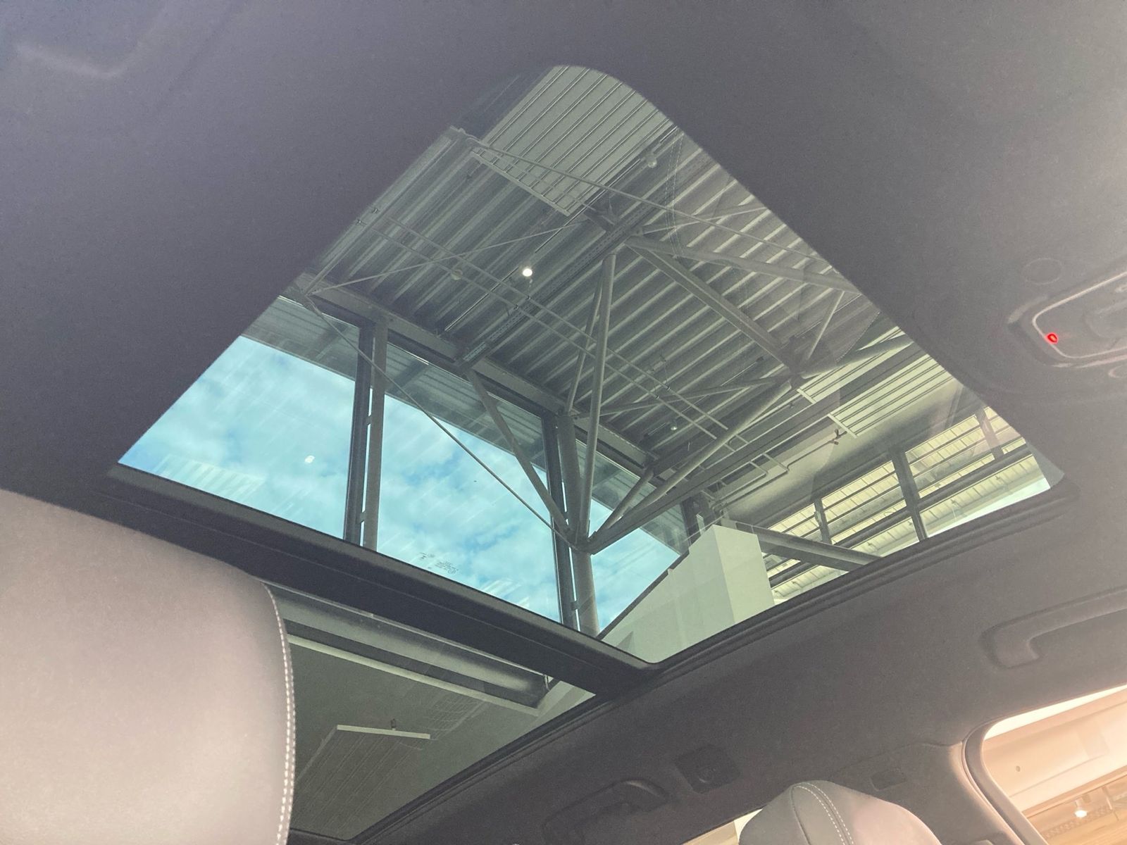 Audi Q5 S-Line - Samsaru's Car Outlet