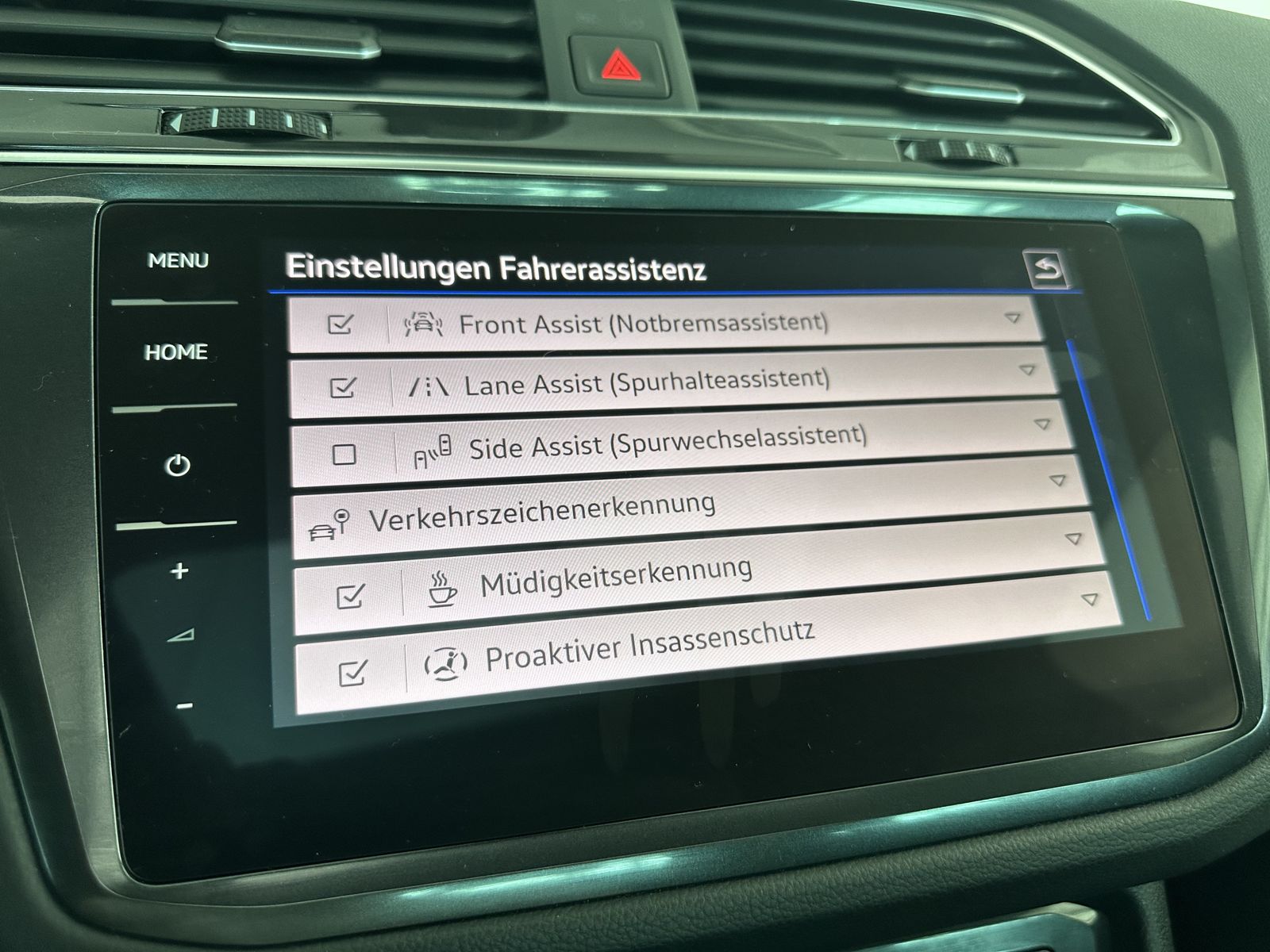 Volkswagen Tiguan R-Line 4M - Samsaru's Car Outlet