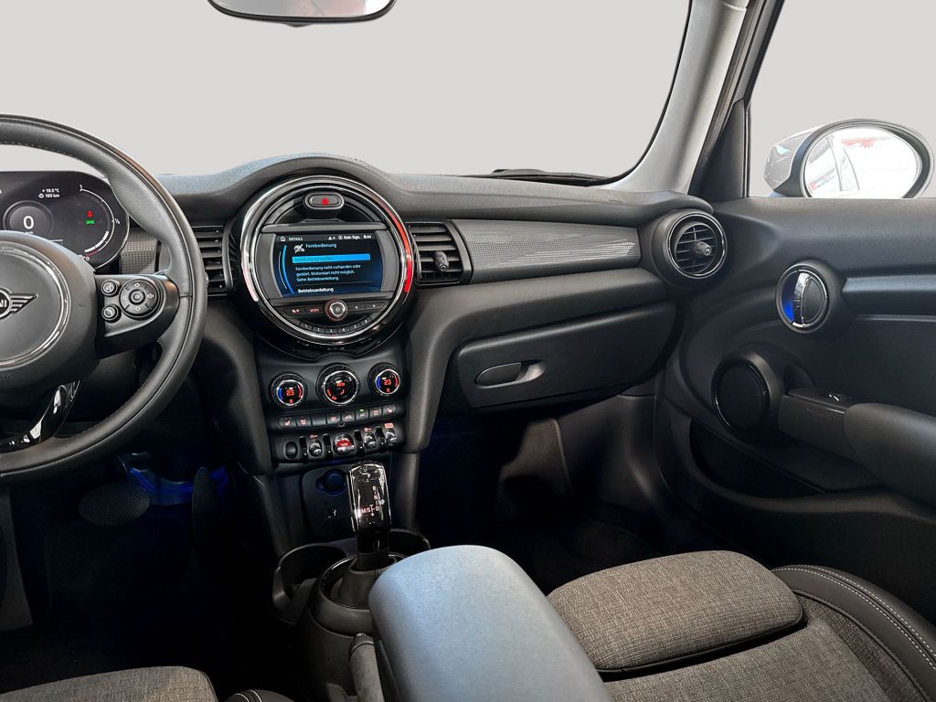 MINI Cooper Aut. - Samsaru's Car Outlet