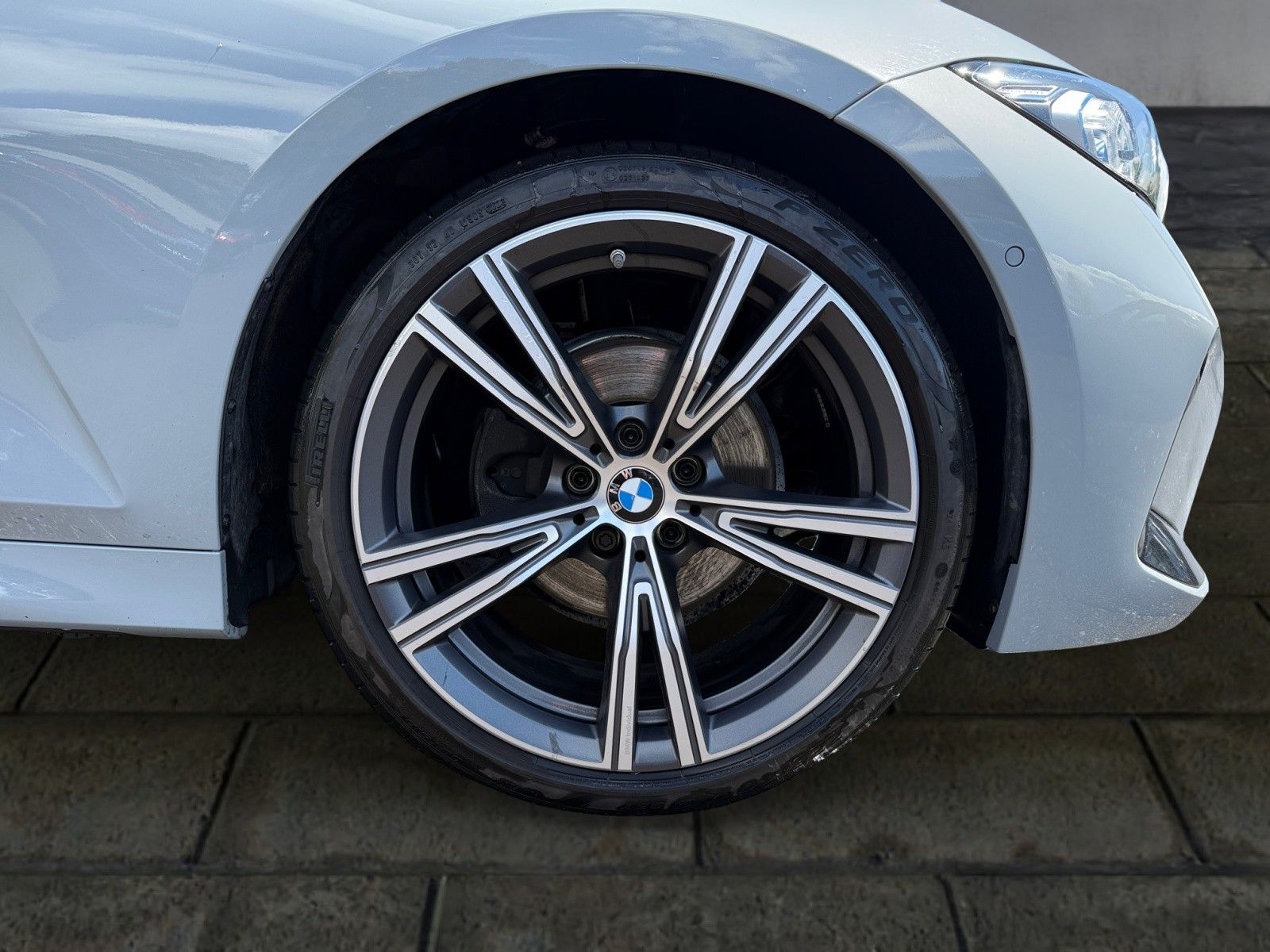 BMW 320d xDrive M Sport - Samsaru's Car Outlet