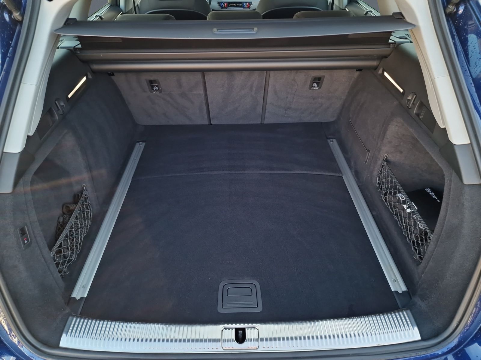 Audi A4 Allroad 40 TDI qu STHZG LED AHK ACC virtual+